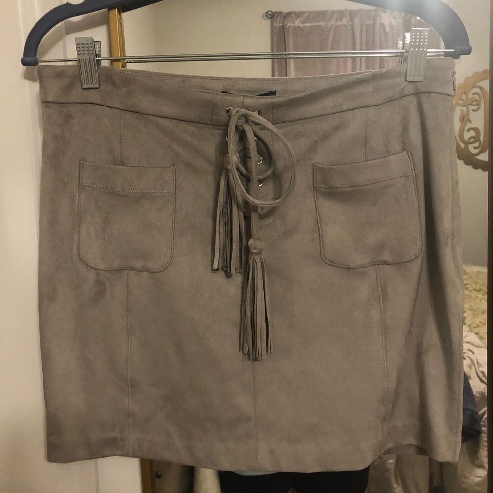 Dolce Vita tassel skirt